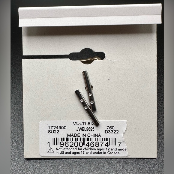 Lucky 🍀 Brand Stacked Ring Set - Picture 4 of 4